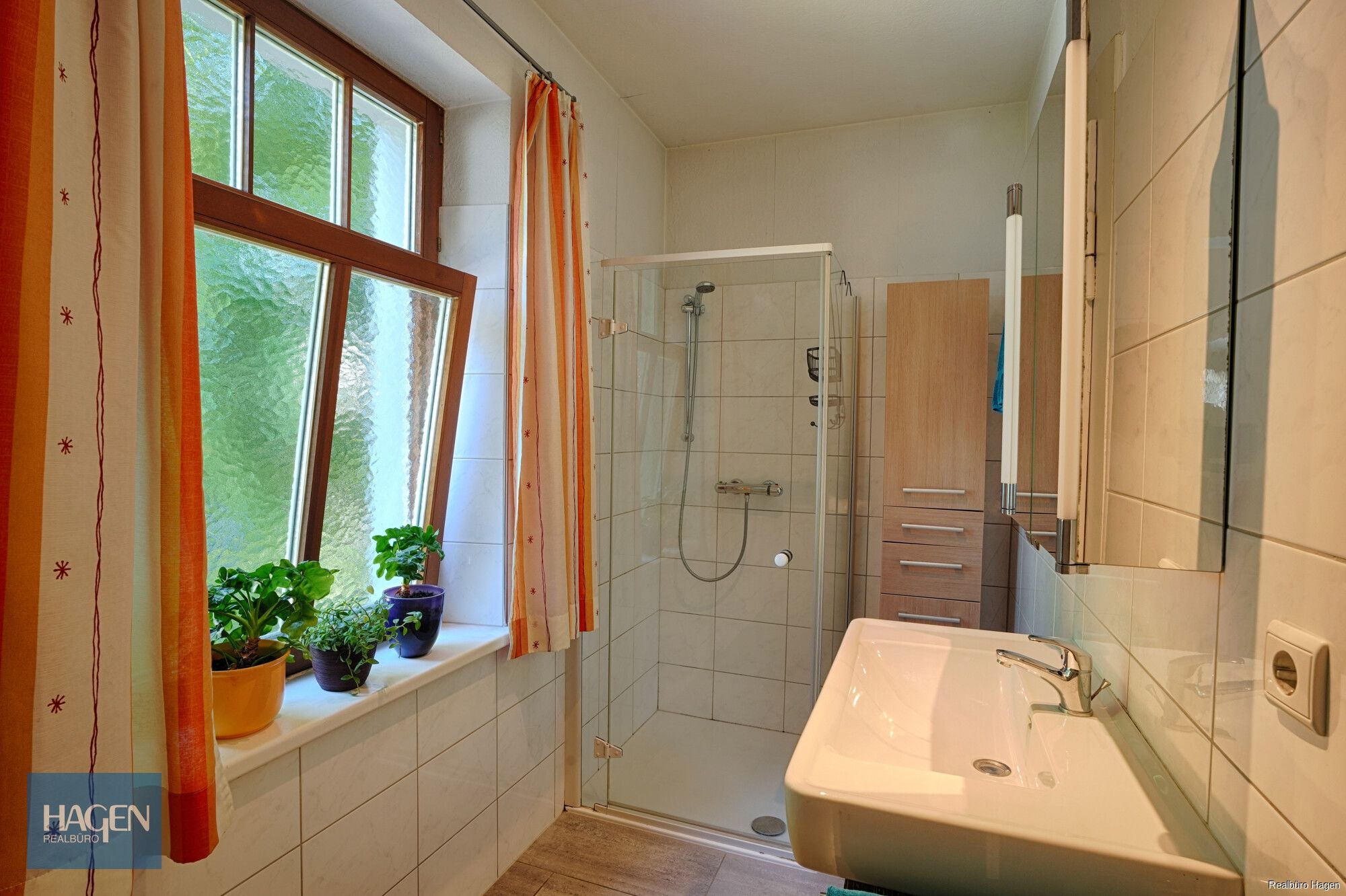Badezimmer EG