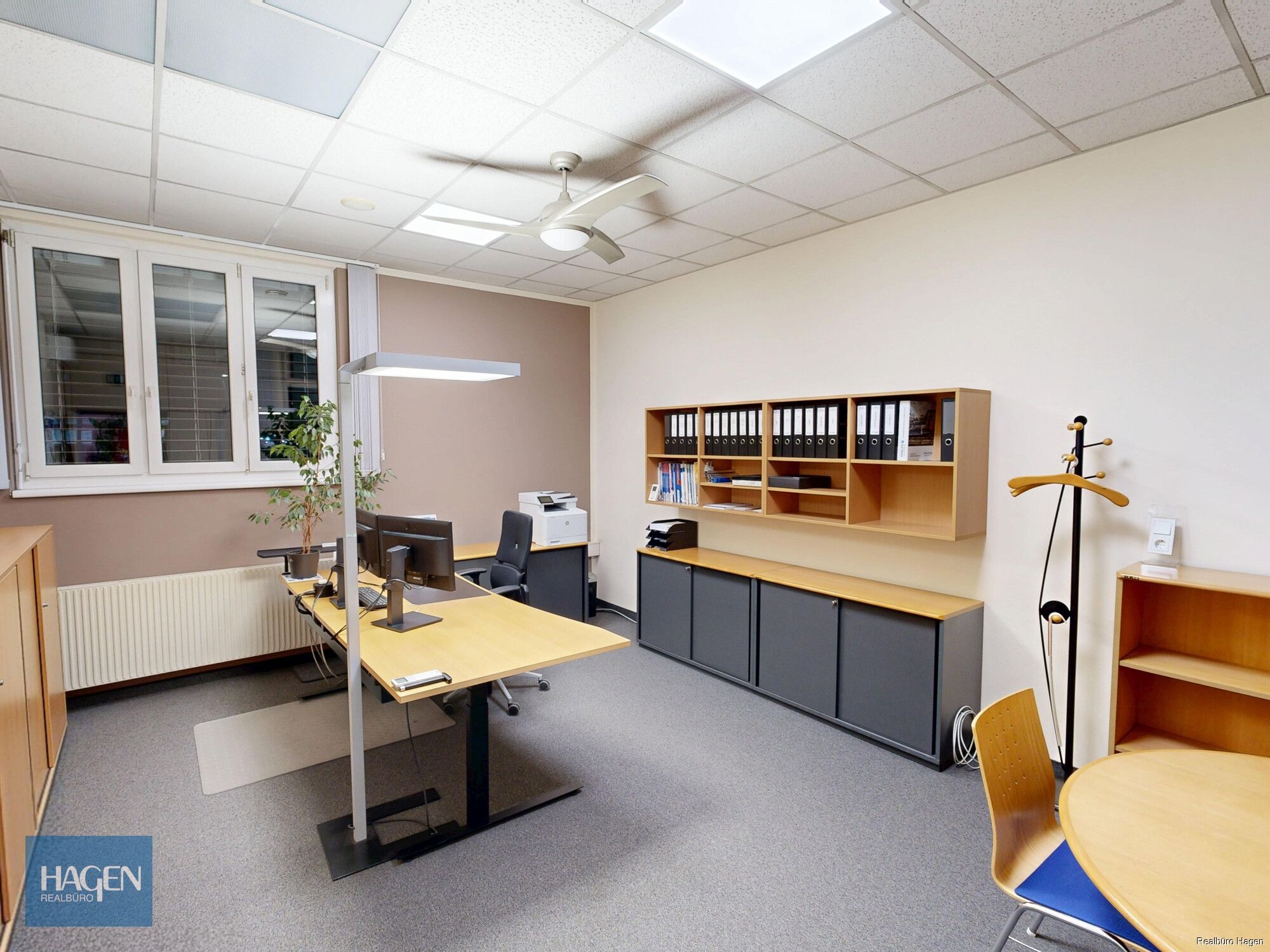 B&uuml;ro