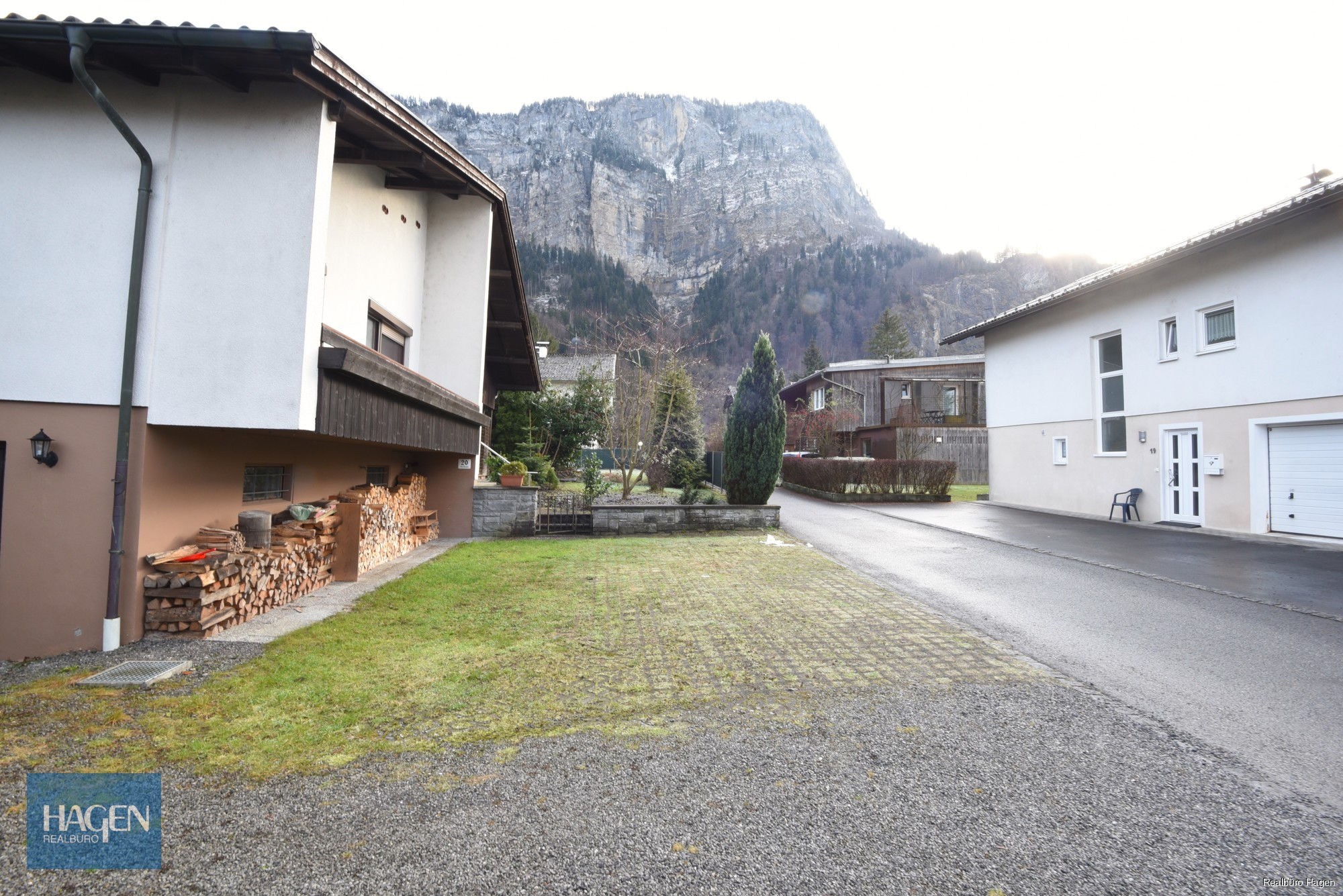 Straßenseite Altbestand 