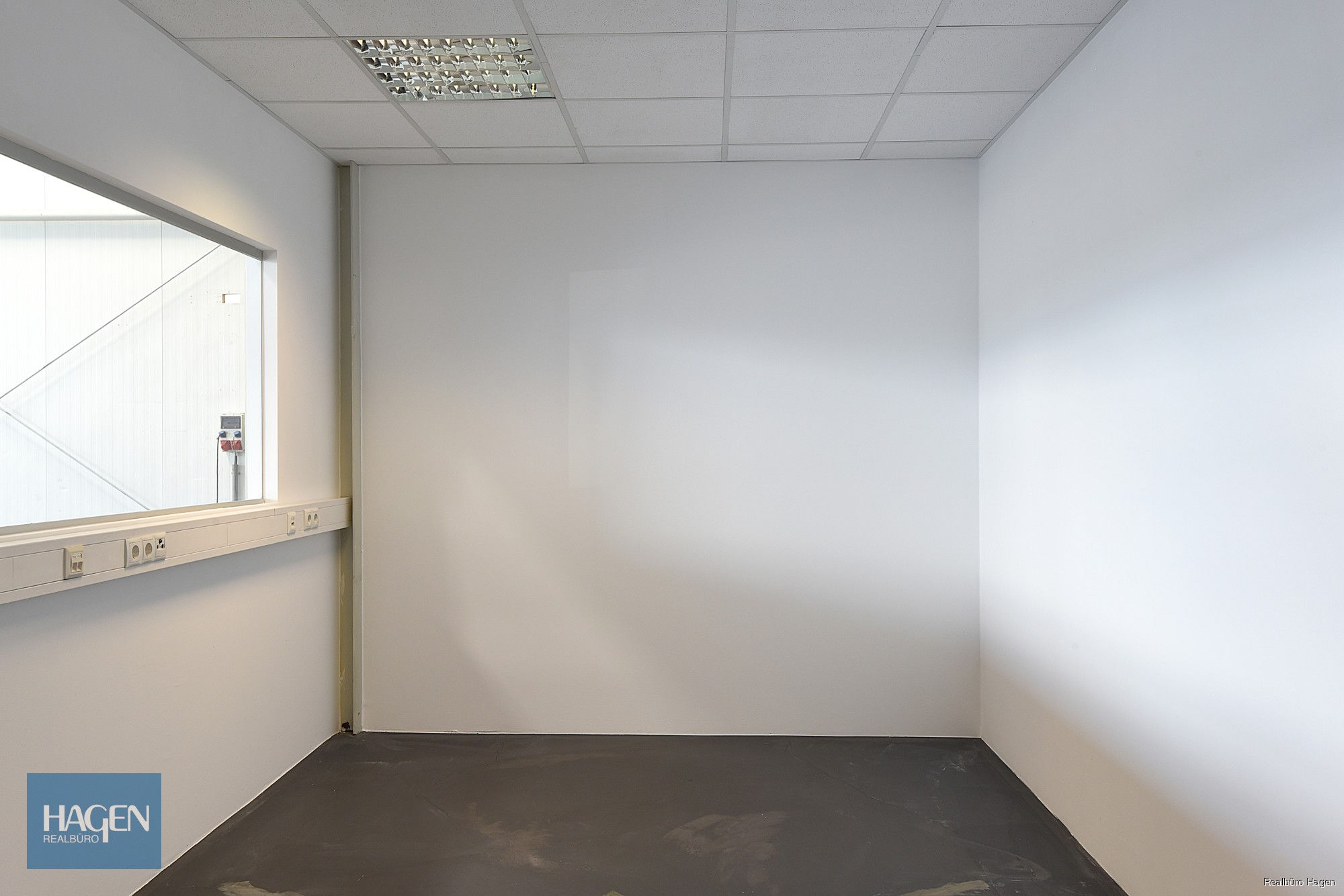 Büro in der Halle