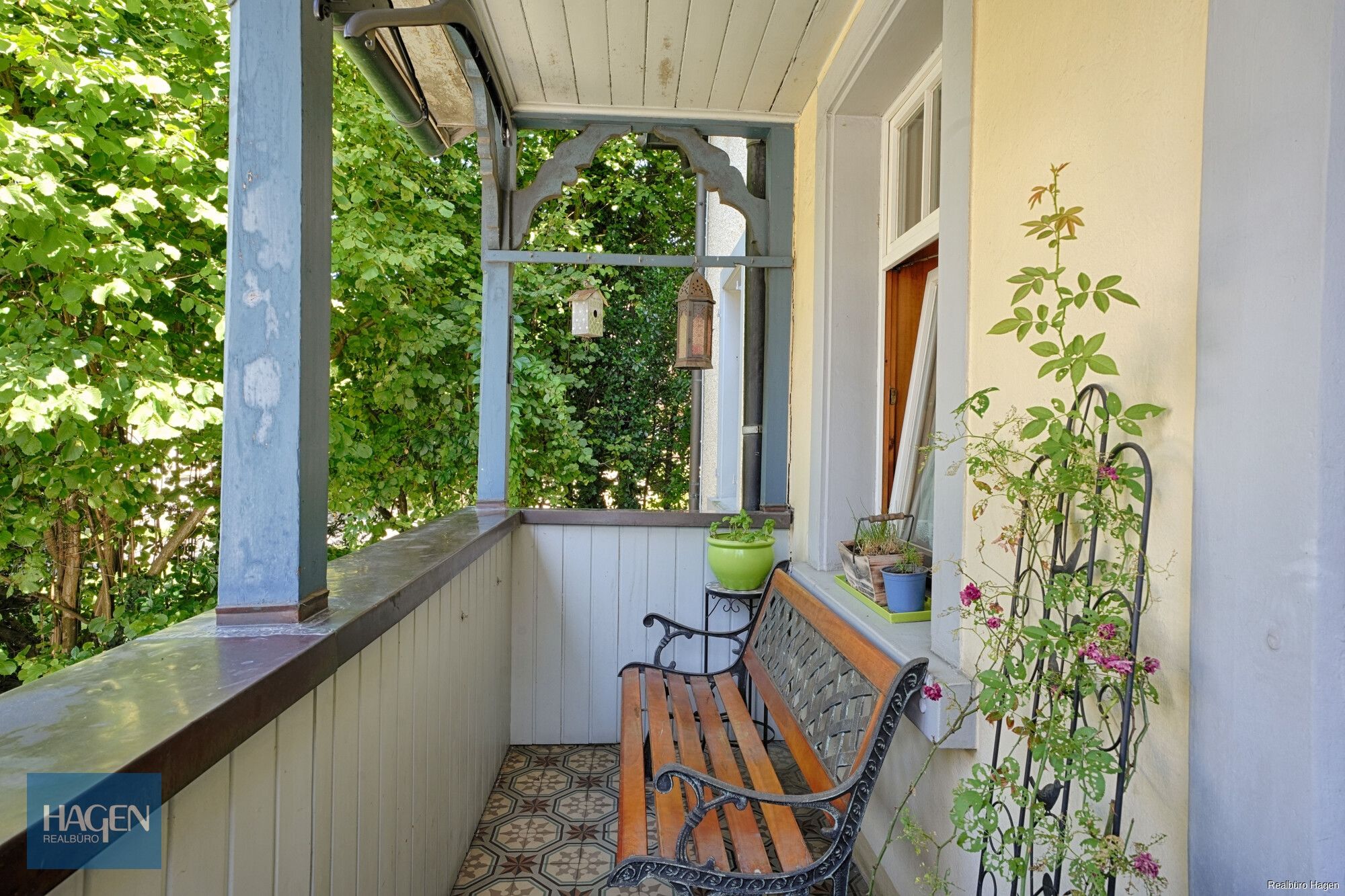 Balkon EG
