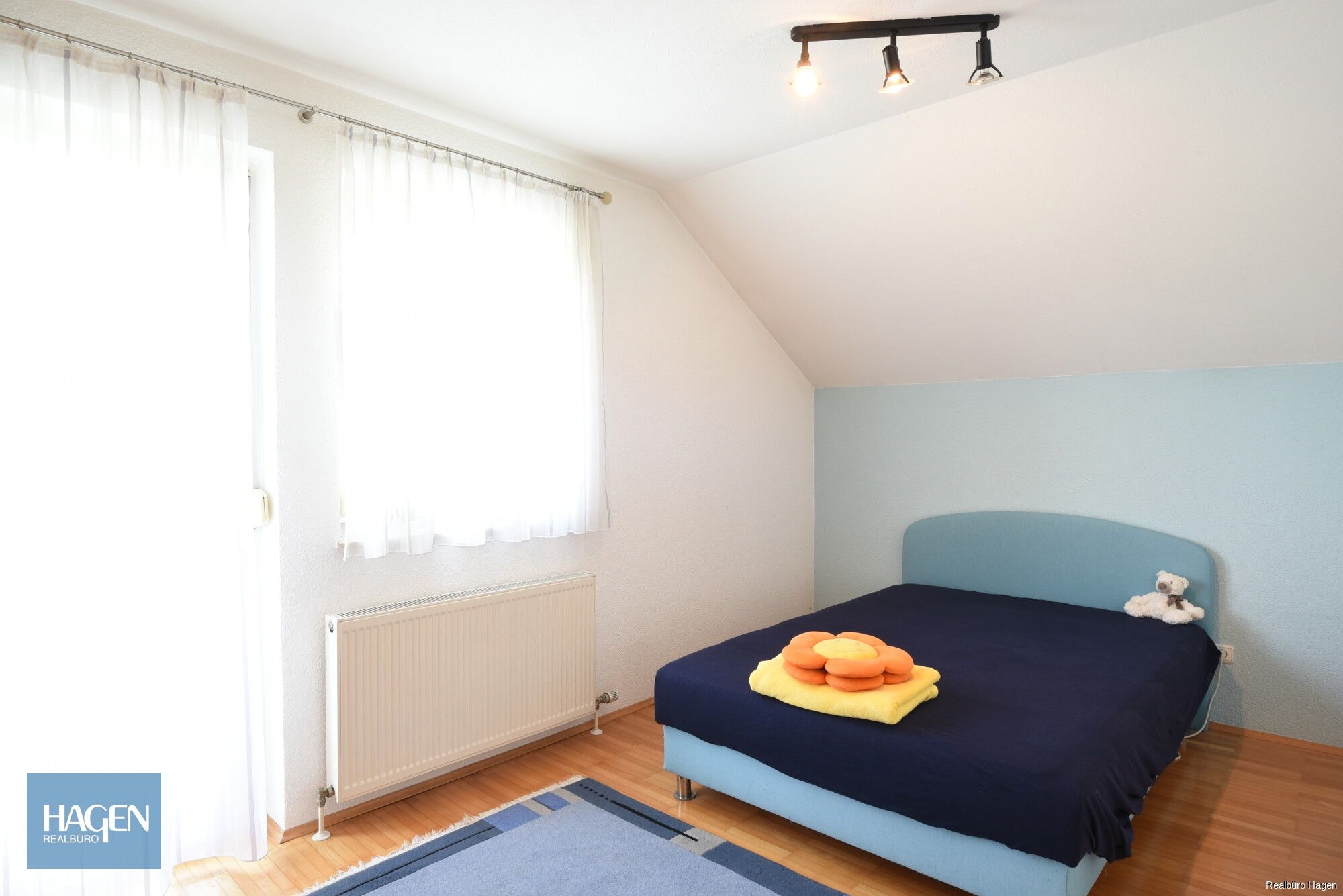 Schlafzimmer 2