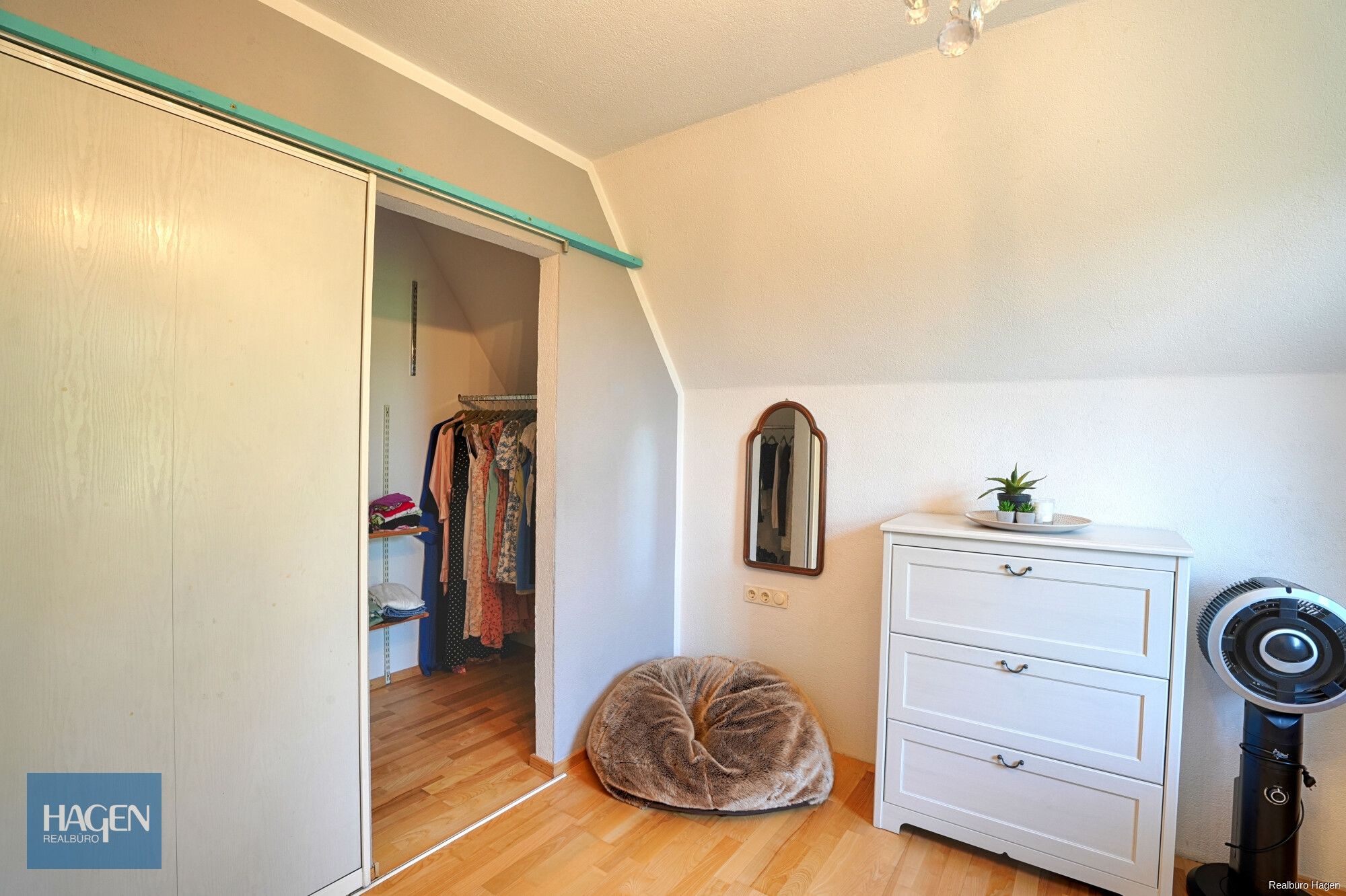 B&uuml;ro/ Kinderzimmer  OG