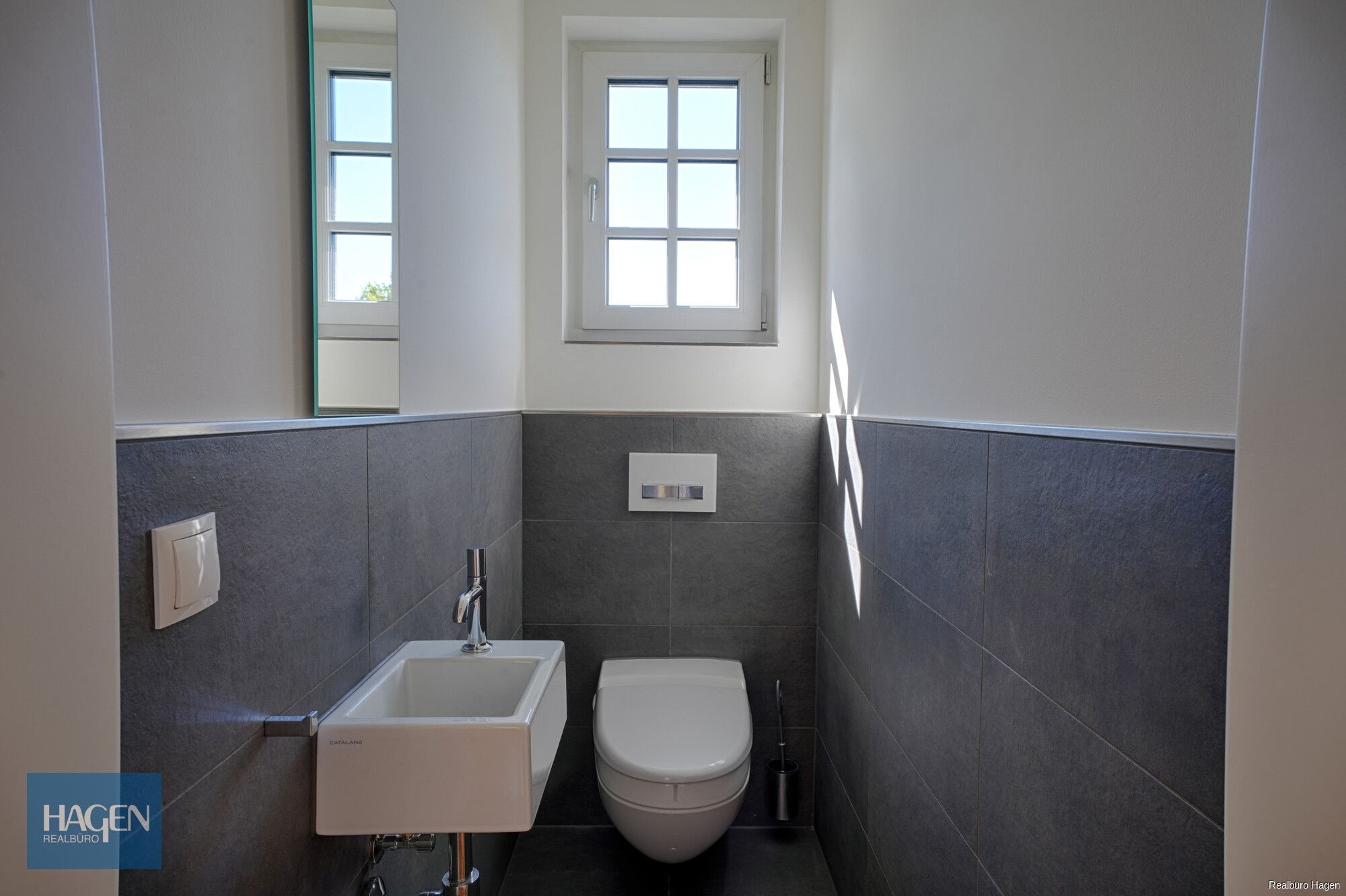Separate Toilette 
