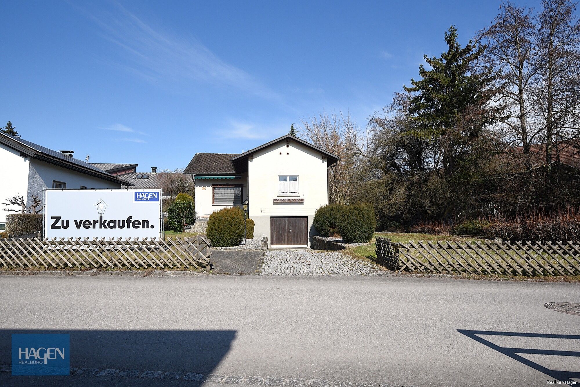 Au&szlig;enansicht Stra&szlig;e_1