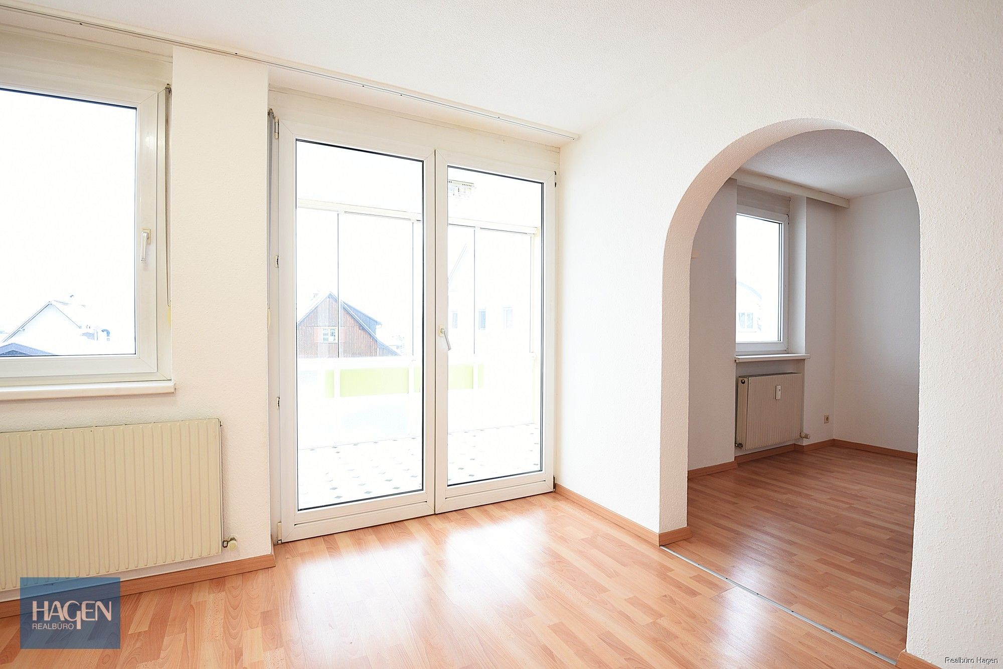 Zugang verglaster Balkon/Wintergarten
