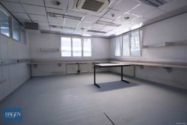 B&uuml;ro