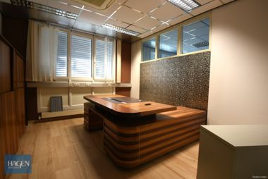 B&uuml;ro